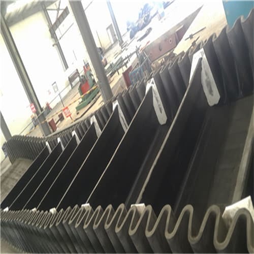 大傾角擋邊輸送帶廠家-大傾角輸送帶-10月新品