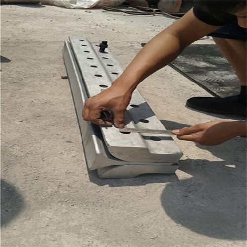 青島斗提機鋼絲膠帶 青島輸送帶 CCTV合作品牌