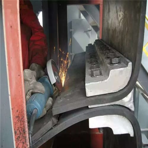 青島鋼絲提升帶生產廠家 青島橡膠皮帶廠 中康廠商